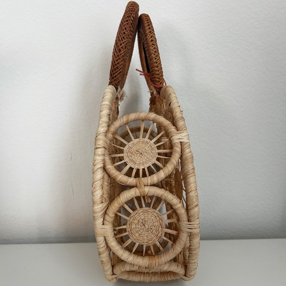 Cult Gaia Stella Round Straw Raffia Bag Small NWT - Picture 9 of 11